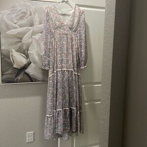 Coco + Jaimeson floral dress size Small